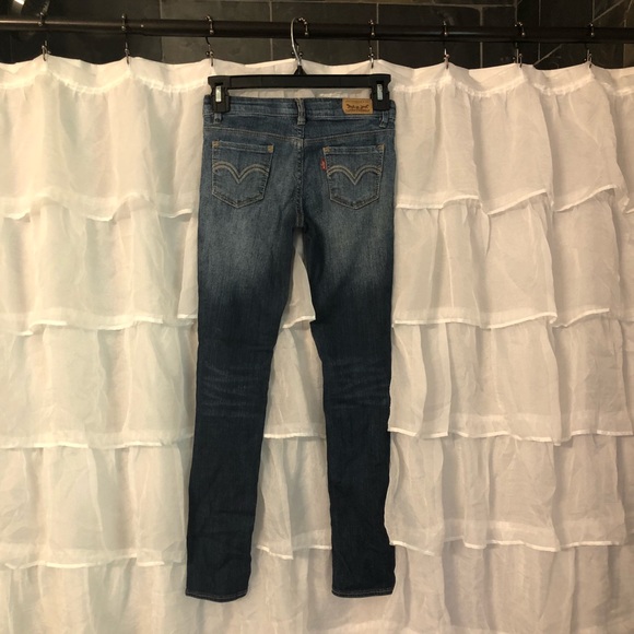 Girls Levi’s skinny jeans size 12 slim like new - Picture 3 of 4